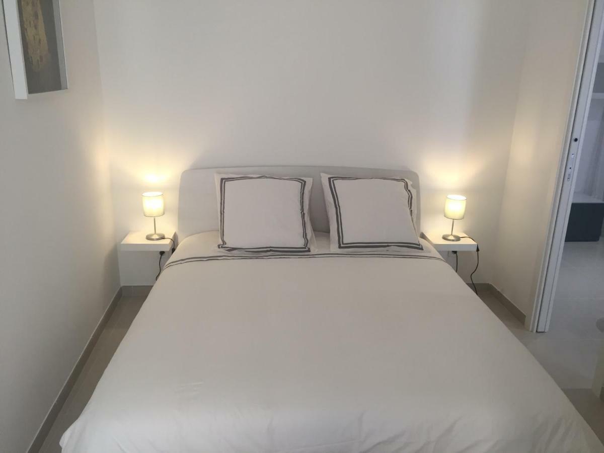 Menton 2 Pieces Climatise A Cote De La Plage Rue Palmaro Экстерьер фото