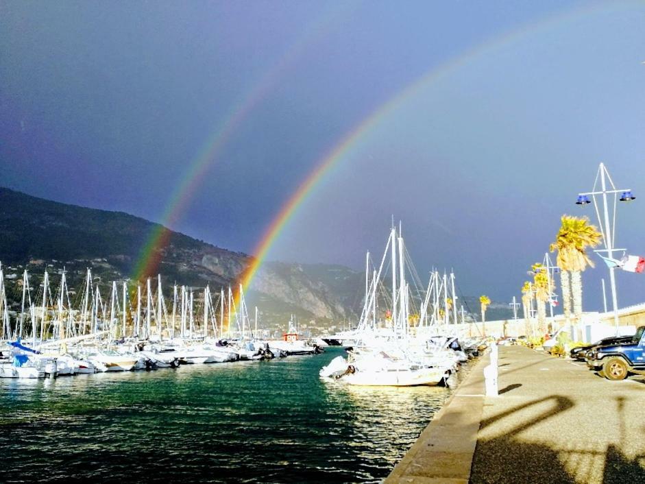 Menton 2 Pieces Climatise A Cote De La Plage Rue Palmaro Экстерьер фото